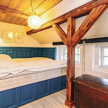 4 Person In Дом отдыха Asa